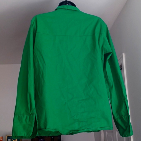 Green shirt - Picture 5 of 5